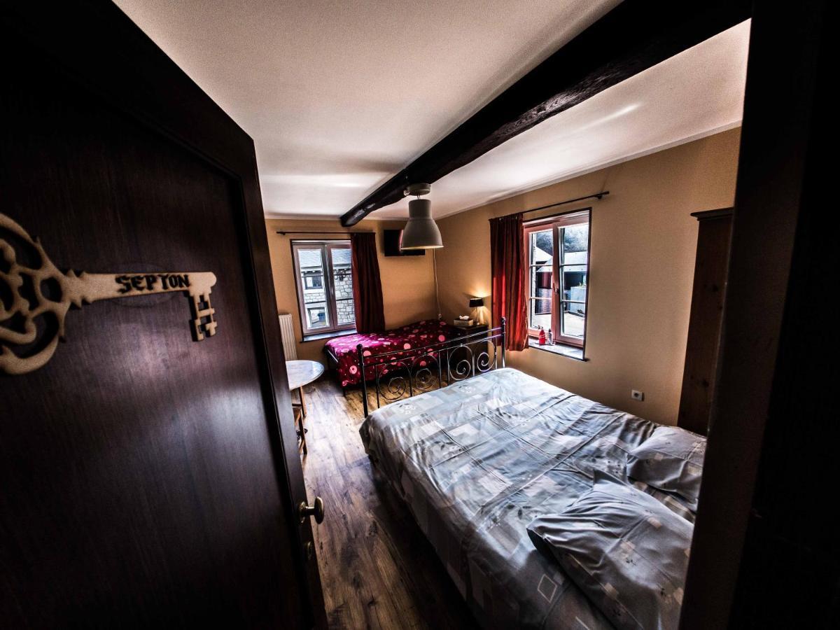 B&B Aux 10 Clefs Дюрбюи Экстерьер фото