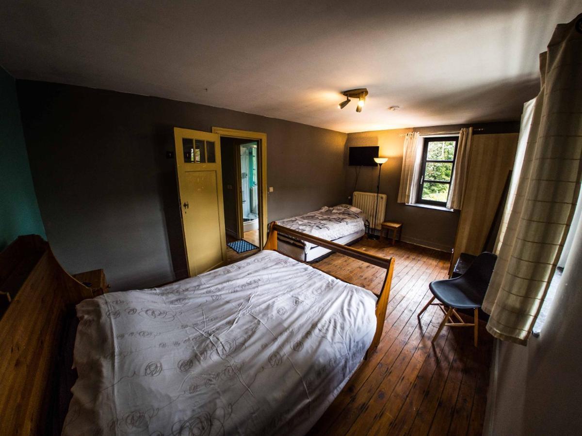 B&B Aux 10 Clefs Дюрбюи Экстерьер фото
